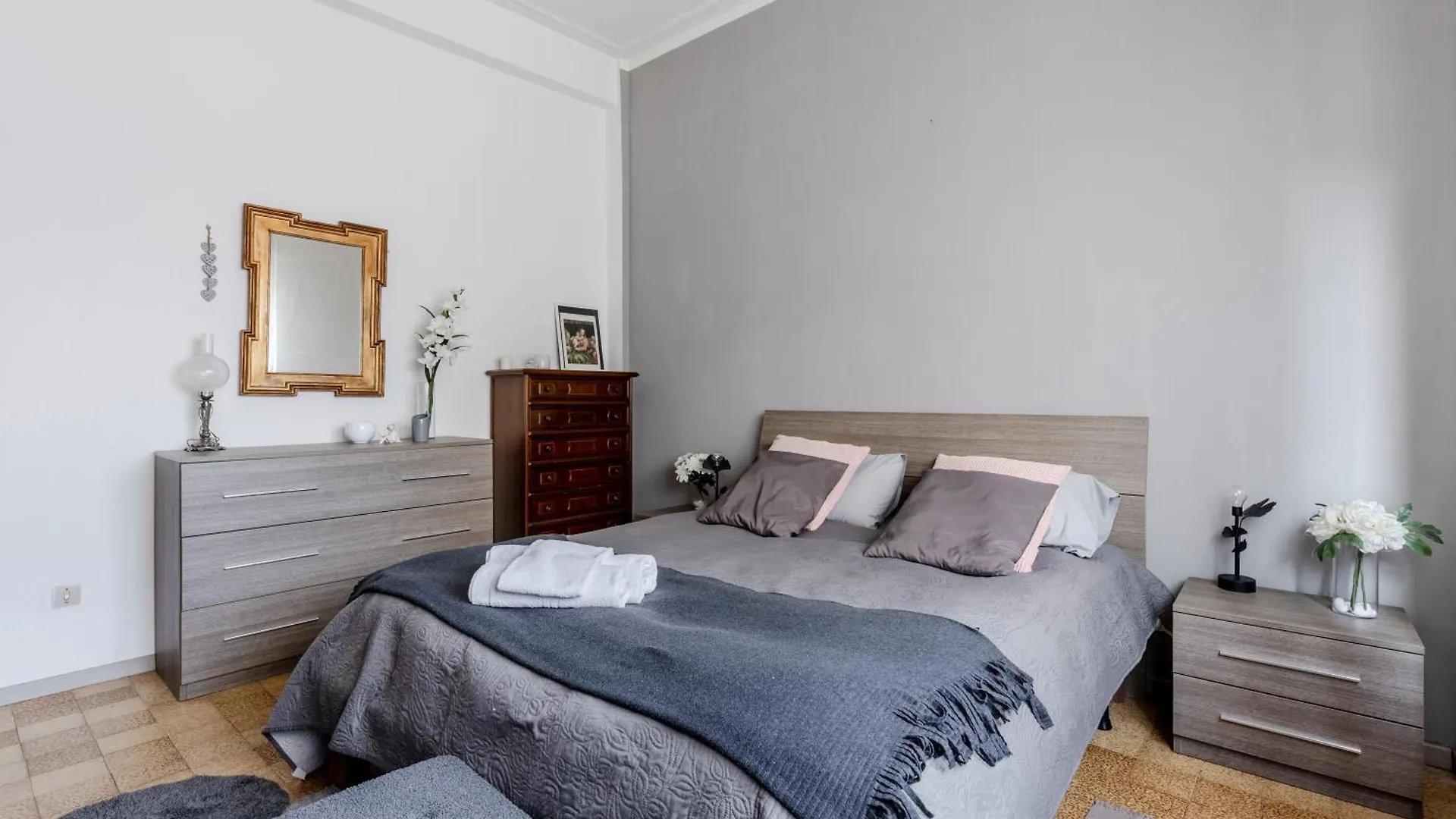 Viareggio - Roomy Apartment Near The Beach!